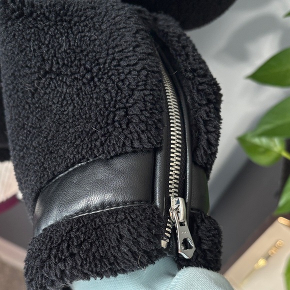 Zara Black Teddy Jacket with Faux Leather Accents - Picture 4 of 15